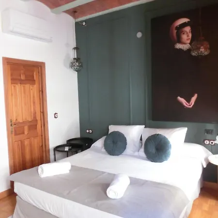 Les Monges Palace Boutique