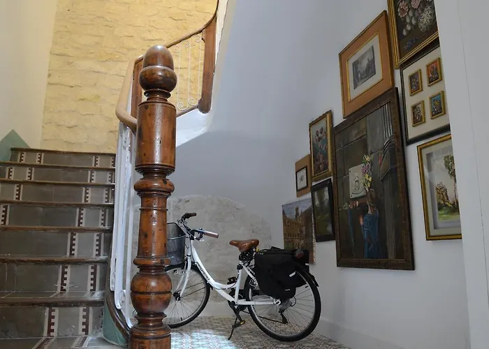 Les Monges Palace Boutique لقنت