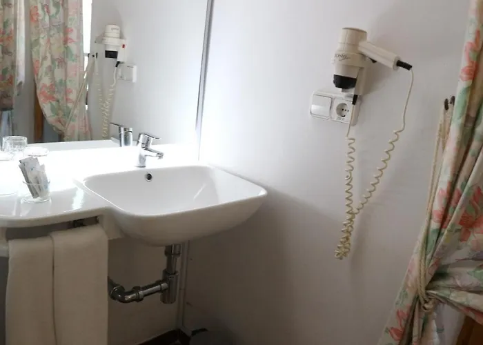 Les Monges Palace Boutique Hotell