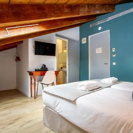 Les Monges Palace Boutique Hotel 3*