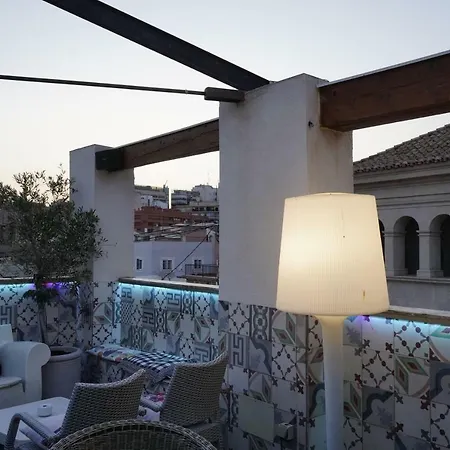 Les Monges Palace Boutique Szálloda